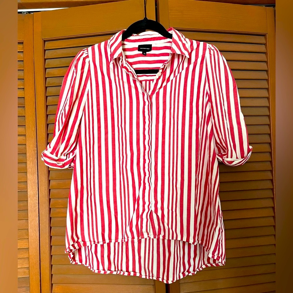 Who What Wear Red and White 3/4 Sleeve Button Down Shirt